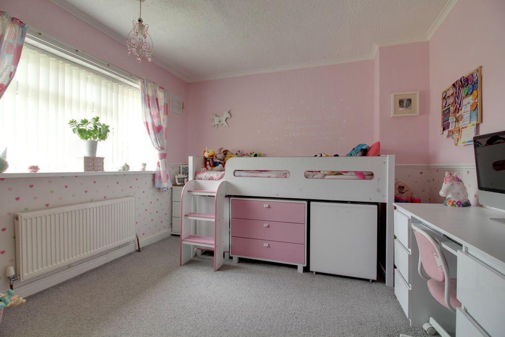 Bedroom 2 (Double)