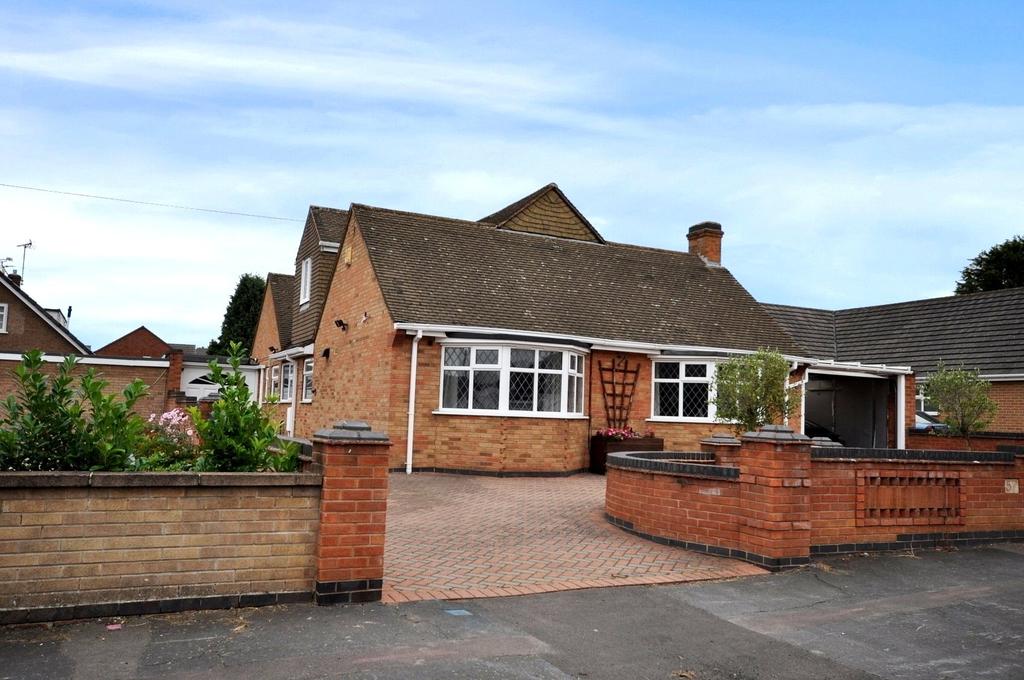 Colby Drive, Thurmaston, Leicester 5 bed detached house £585,000