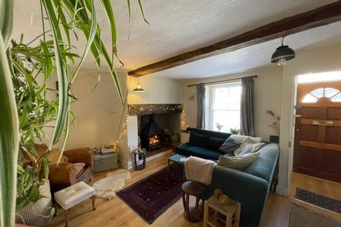 3 bedroom terraced house to rent, Trinity Street, Frome
