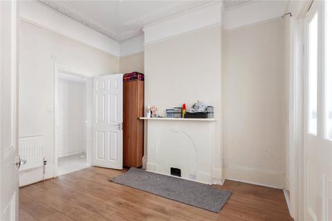 121 Lothair Road North, London, N4 1ER