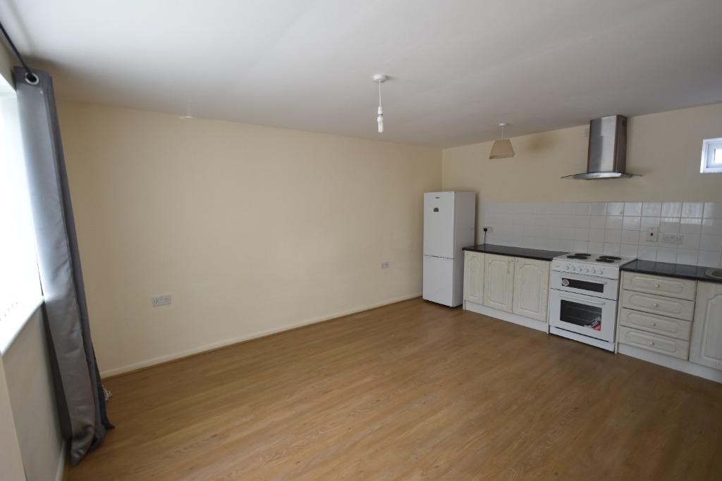 Woodland Drive, Flint, CH6 1 bed flat to rent - £550 pcm (£127 pw)