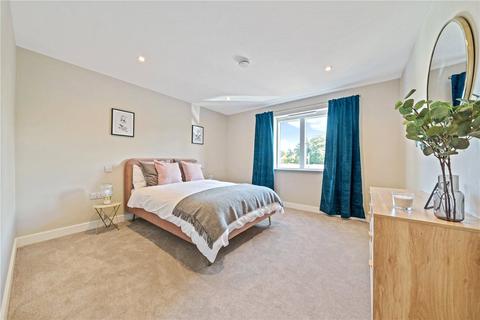 2 bedroom flat for sale - Park Lane Court, Knebworth, Herts