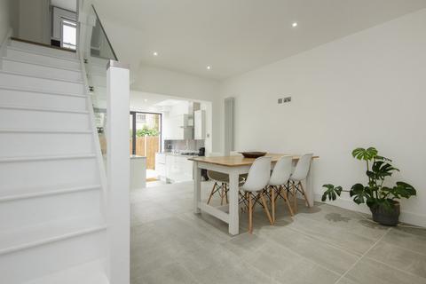 4 bedroom terraced house to rent, Lancaster Road, Walthamstow, London, E17