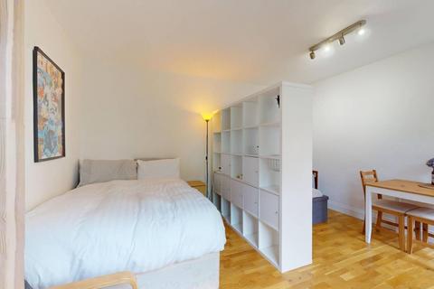 undefined, Courtfield House, Baldwin`s Gardens, EC1