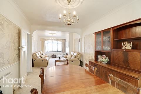 72 Kensington Drive, Woodford Green, IG8 8LN
