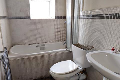 31 Randolph Street, Oldham, OL8 3SR