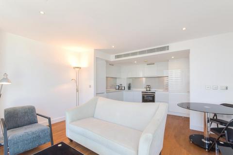 undefined, Landmark East Tower, London, Canary Wharf, E14