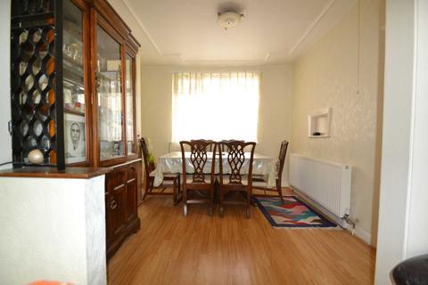 44 Egerton Road, Wembley, HA0 4ES