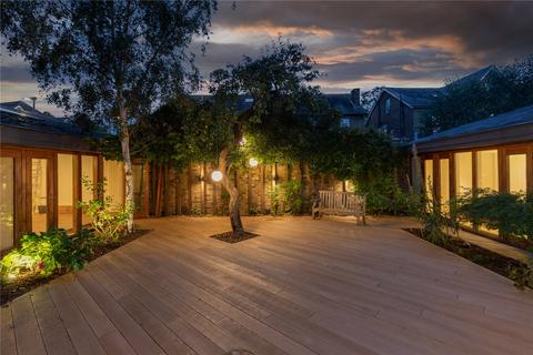 1 Forest Road, Richmond, TW9 3BY