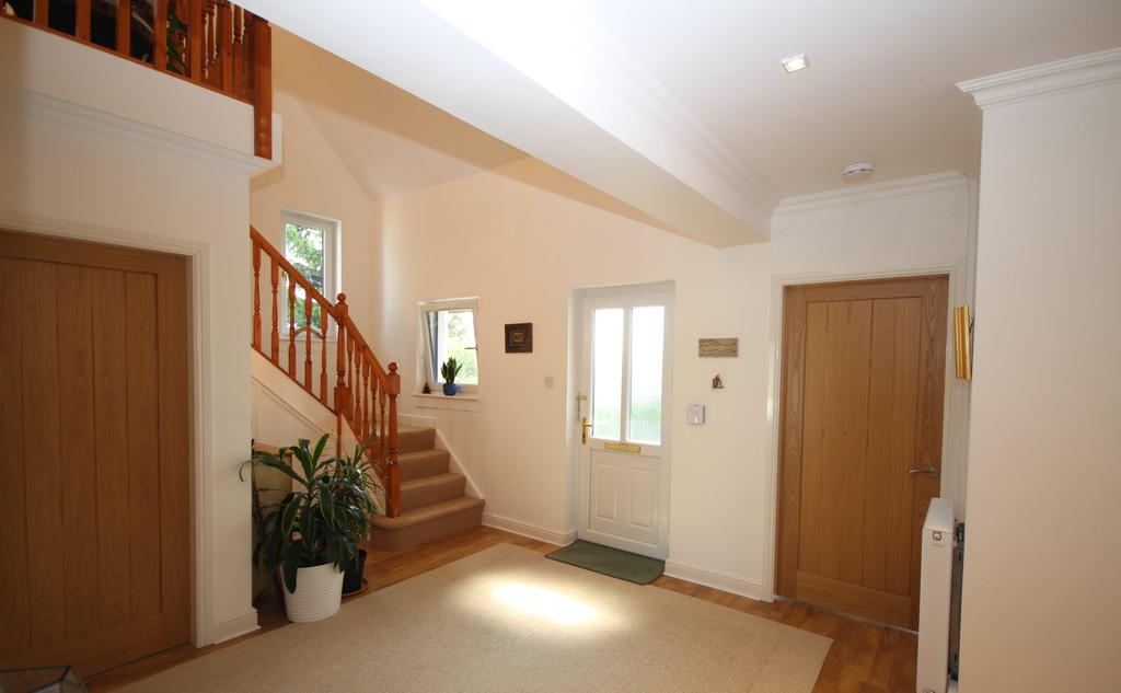 Oak House, Westport, New Galloway - Williamson and