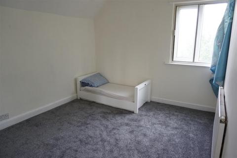 85 Great North Road, Woodlands, Doncaster, DN6 7NH