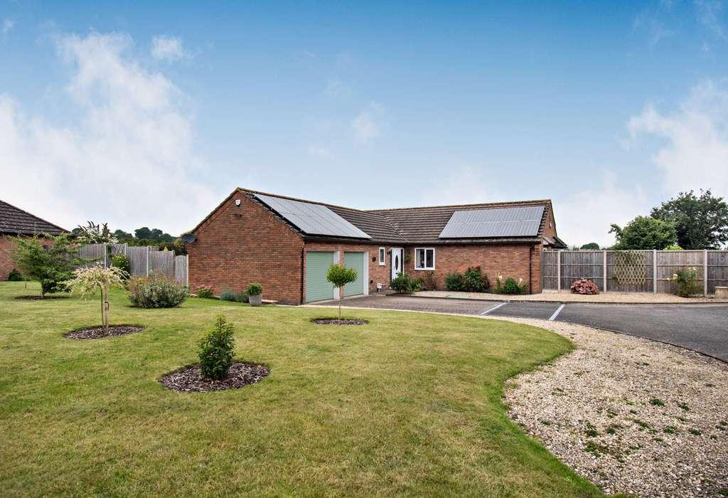 Hither Bush, Lyde, Hereford... 3 bed bungalow £495,000