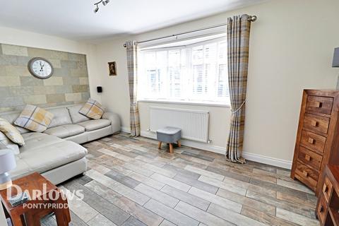 10 Ashgrove, Pontypridd, CF37 3DW