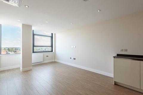 1 bedroom apartment to rent - Sunbury On Thames,  Middlesex,  TW16