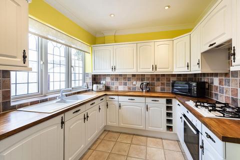 18 Glynde Road, Bexleyheath, DA7 4ET