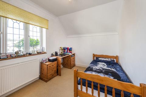 18 Glynde Road, Bexleyheath, DA7 4ET