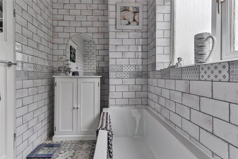 27 Murrayfield Road, Hull, HU5 4DN