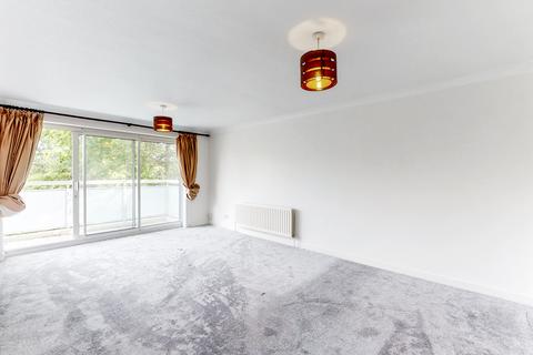 1 bedroom flat to rent, Copers Cope Road, Beckenham, Kent BR3