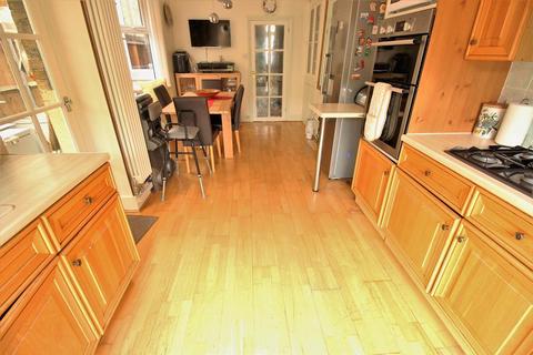 44 Chancelot Road, London, SE2 0ND