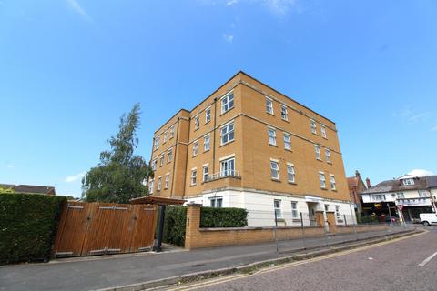 2 bedroom apartment to rent, St. Marys Lane, RM14