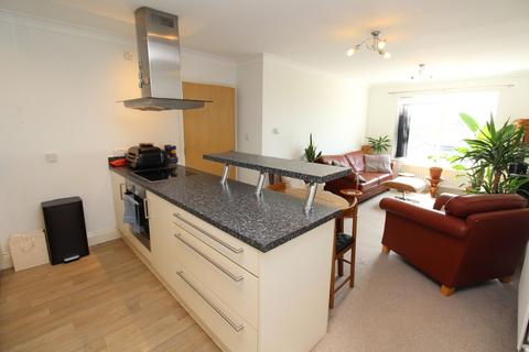 2 bedroom apartment to rent, St. Marys Lane, RM14