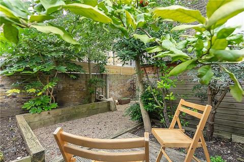 Flat 1, 27 Oakden Street, London, SE11 4UQ