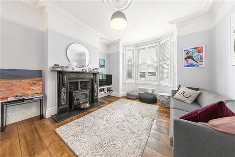 Flat 1, 27 Oakden Street, London, SE11 4UQ
