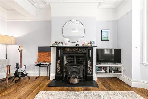 Flat 1, 27 Oakden Street, London, SE11 4UQ