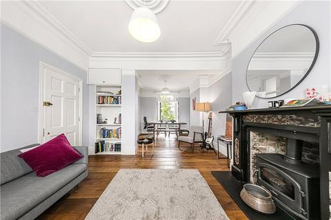 Flat 1, 27 Oakden Street, London, SE11 4UQ