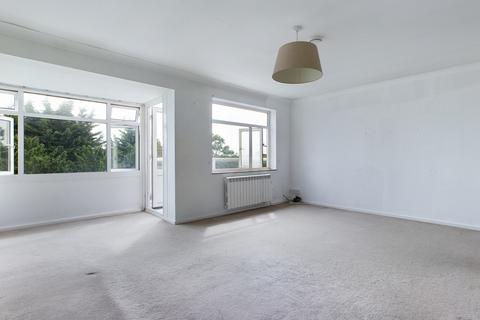 2 bedroom apartment to rent, Dixwell Road, Folkestone