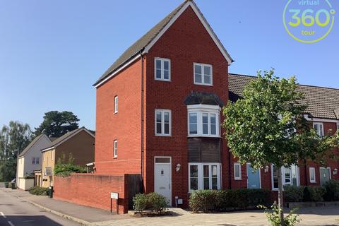 4 bedroom end of terrace house to rent - River Plate Road, Exeter