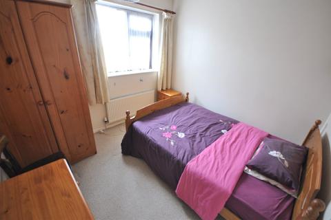 12 Newfields Drive, Moorends, Doncaster, DN8 4RZ