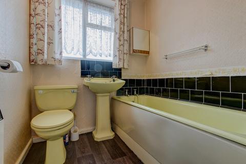 19 Knottesford Close, Studley, B80 7RL