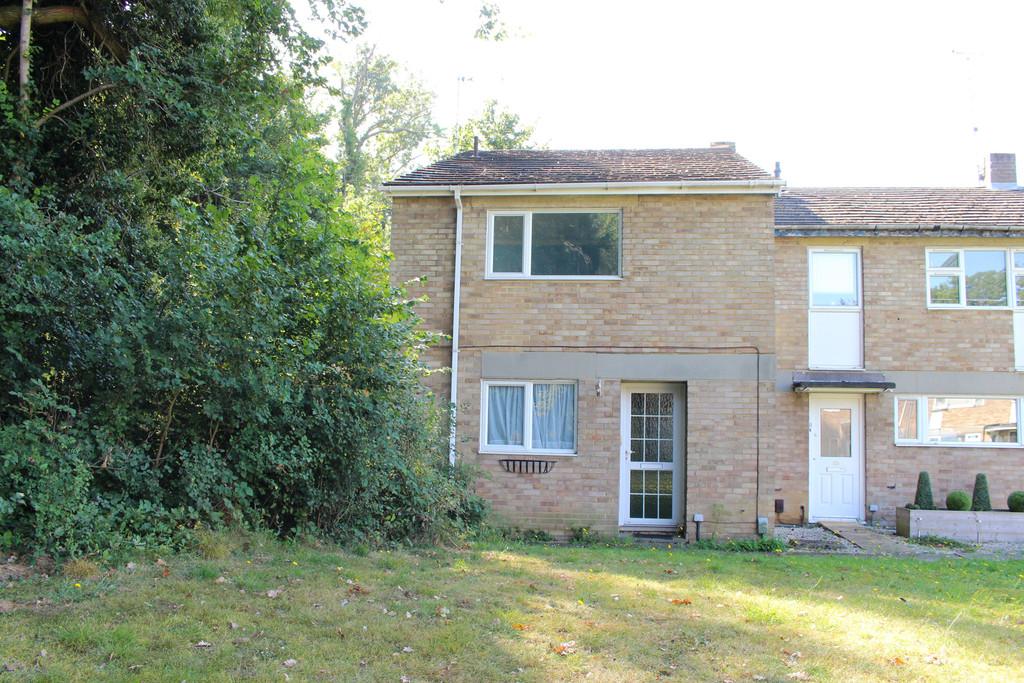 Patten Ash Drive, Wokingham 3 bed semidetached house £1,400 pcm (£