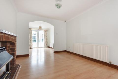 6 Crispin Close, Stratton, Swindon, SN3 4XH