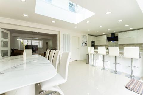 88 Hyde Way, Hayes, UB3 4PB