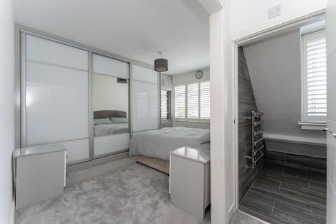 88 Hyde Way, Hayes, UB3 4PB