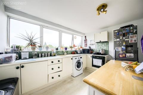 30 Cedarhurst, Birmingham, B32 2JZ