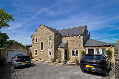 5 bedroom detached house for sale, Moss Carr Road, Keighley, West Yorkshire, BD21