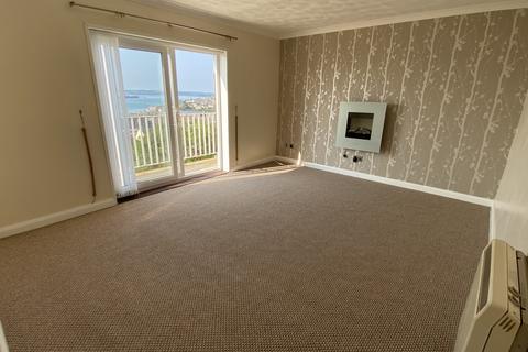 2 bedroom flat to rent, Haven Heights, Robert Street, Milford Haven, Pembrokeshire, SA73