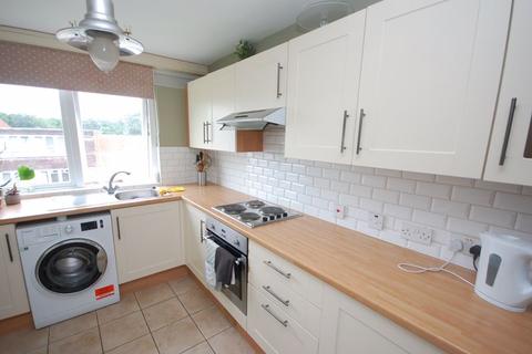 11 Brantley Avenue, Finchfield, Wolverhampton, WV3 9AP