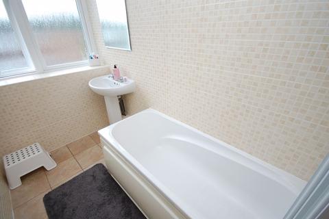 11 Brantley Avenue, Finchfield, Wolverhampton, WV3 9AP