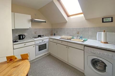 38 Chantry Meadow, Exeter, EX2 8FR