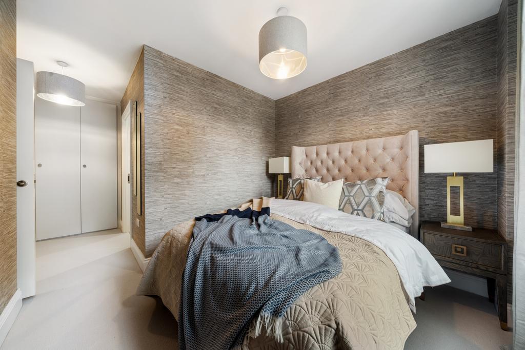 Second Bedroom (2)