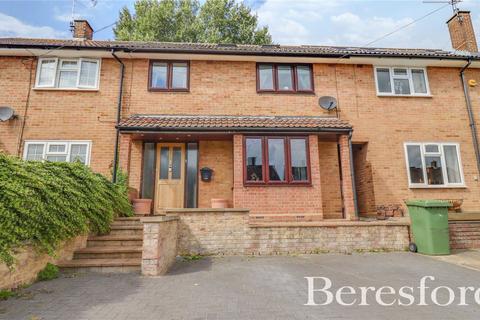 96 Knights Way, Brentwood, CM13 2ER