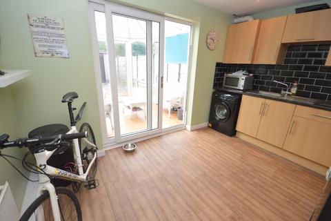 9 Barneston Road, Widnes, WA8 3EX