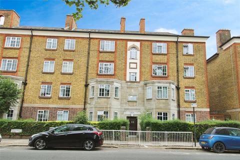 2 bed flat/apartment for rent in Merton Road, Earlsfield, SW18