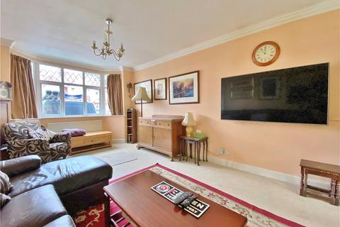 102 Argyle Avenue, Whitton, Hounslow, TW3 2LW