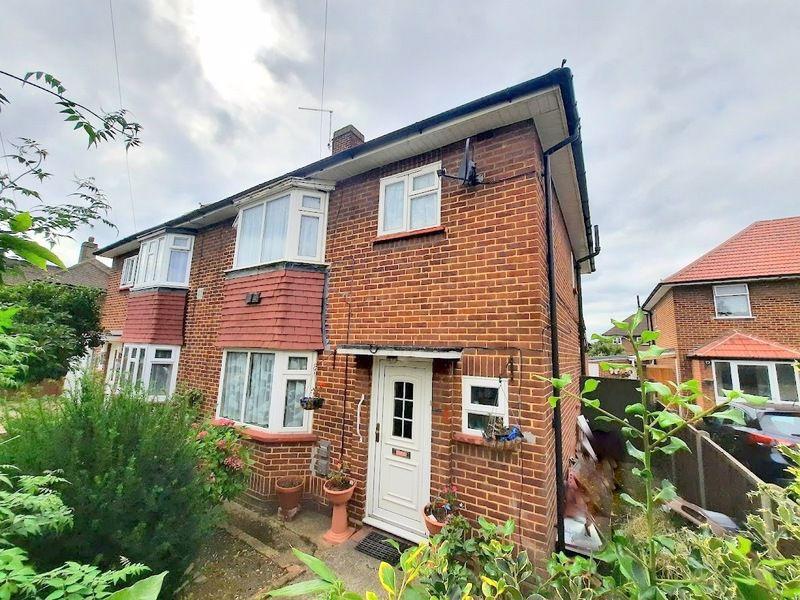 Beech Road, Feltham 3 bed semidetached house £450,000