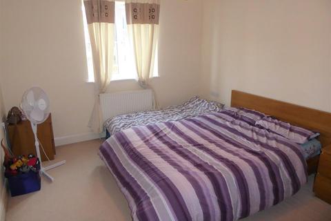 Flat 7 West Point Close, Hounslow, TW4 7AF